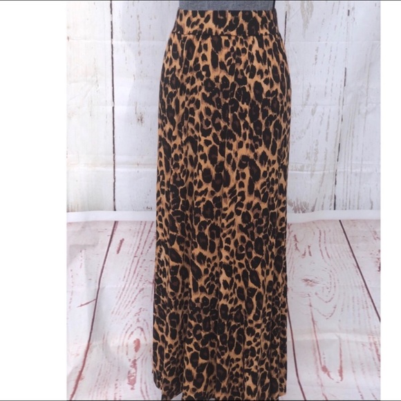 plus size leopard maxi skirt